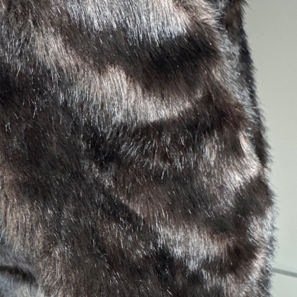 Adrienne Landau Dark Brown Faux Fur Vest Size S - Picture 2 of 13